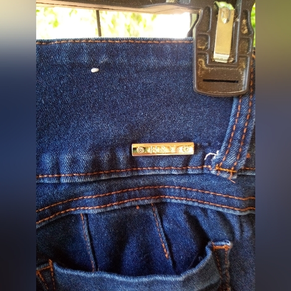H&Y Jeans - Picture 4 of 7